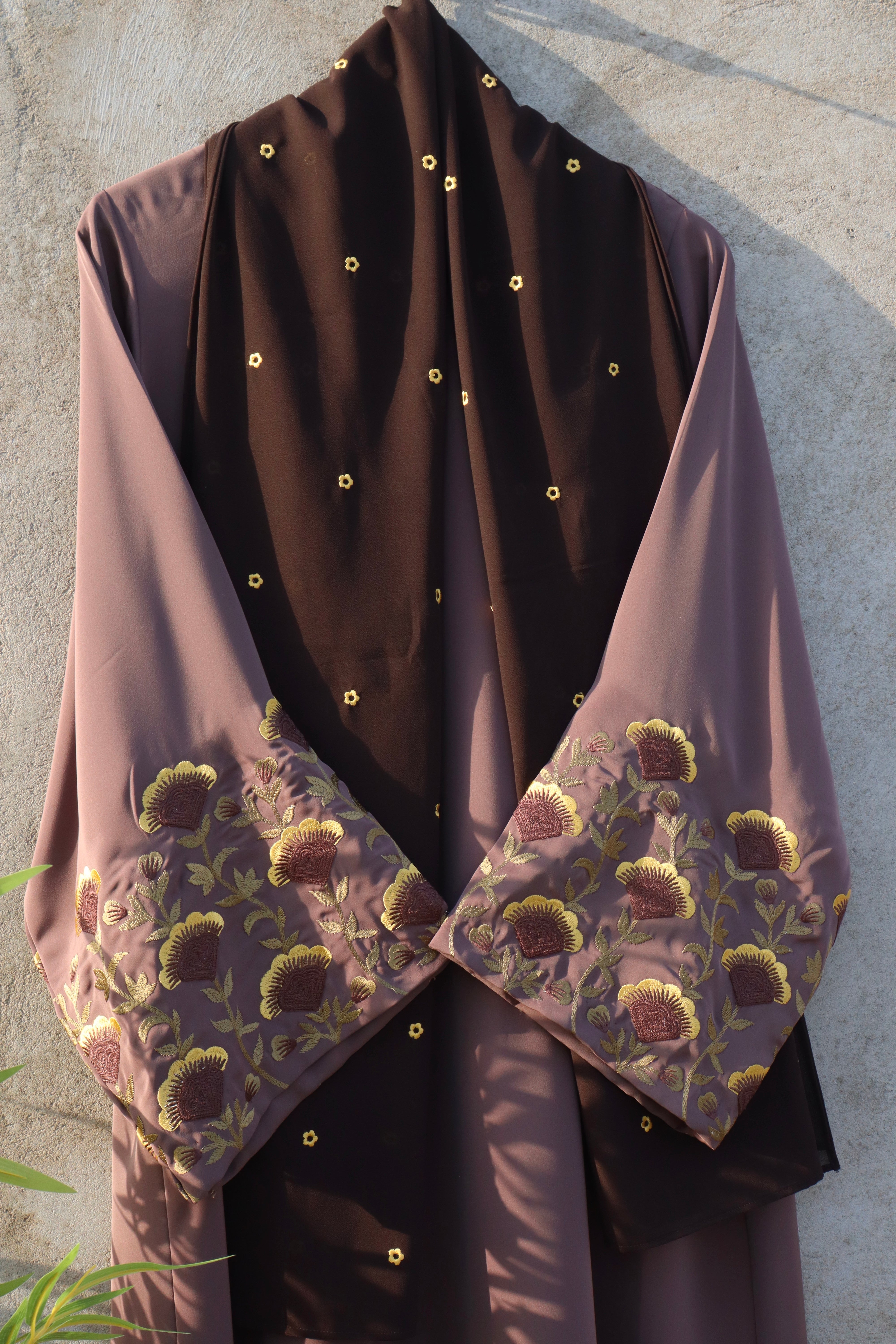 Gulnaar Abaya