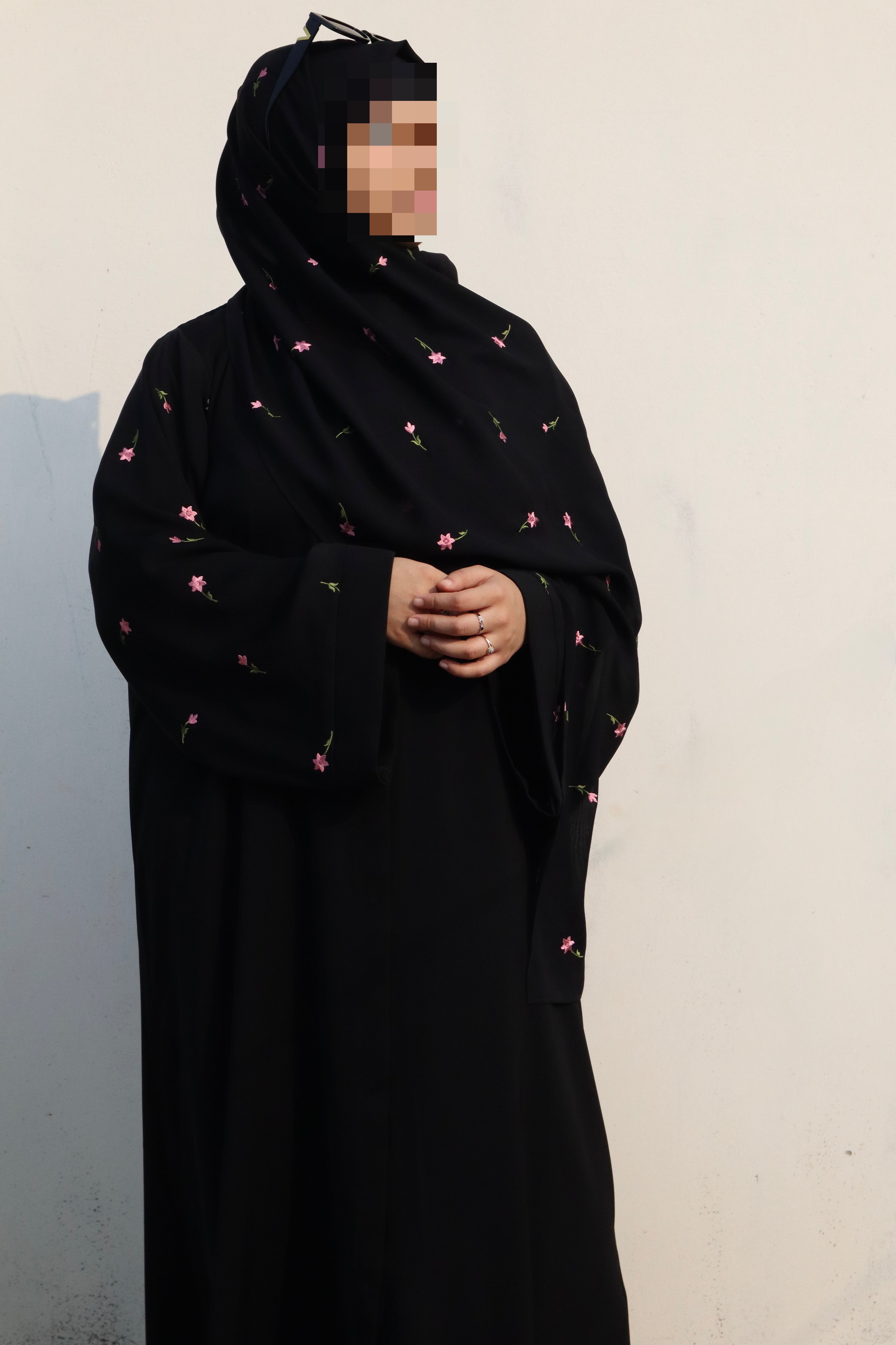 Gulbahar Abaya (Pink embroidery)