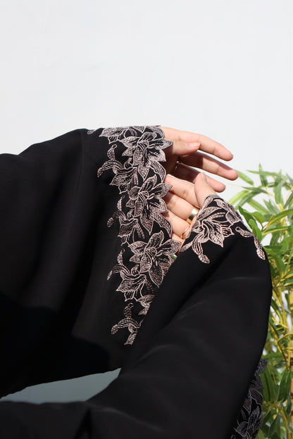 Nysa Cutwork Abaya