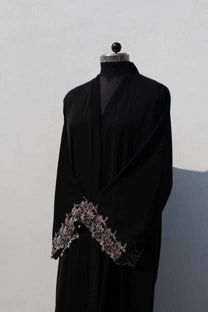 Nysa Cutwork Abaya