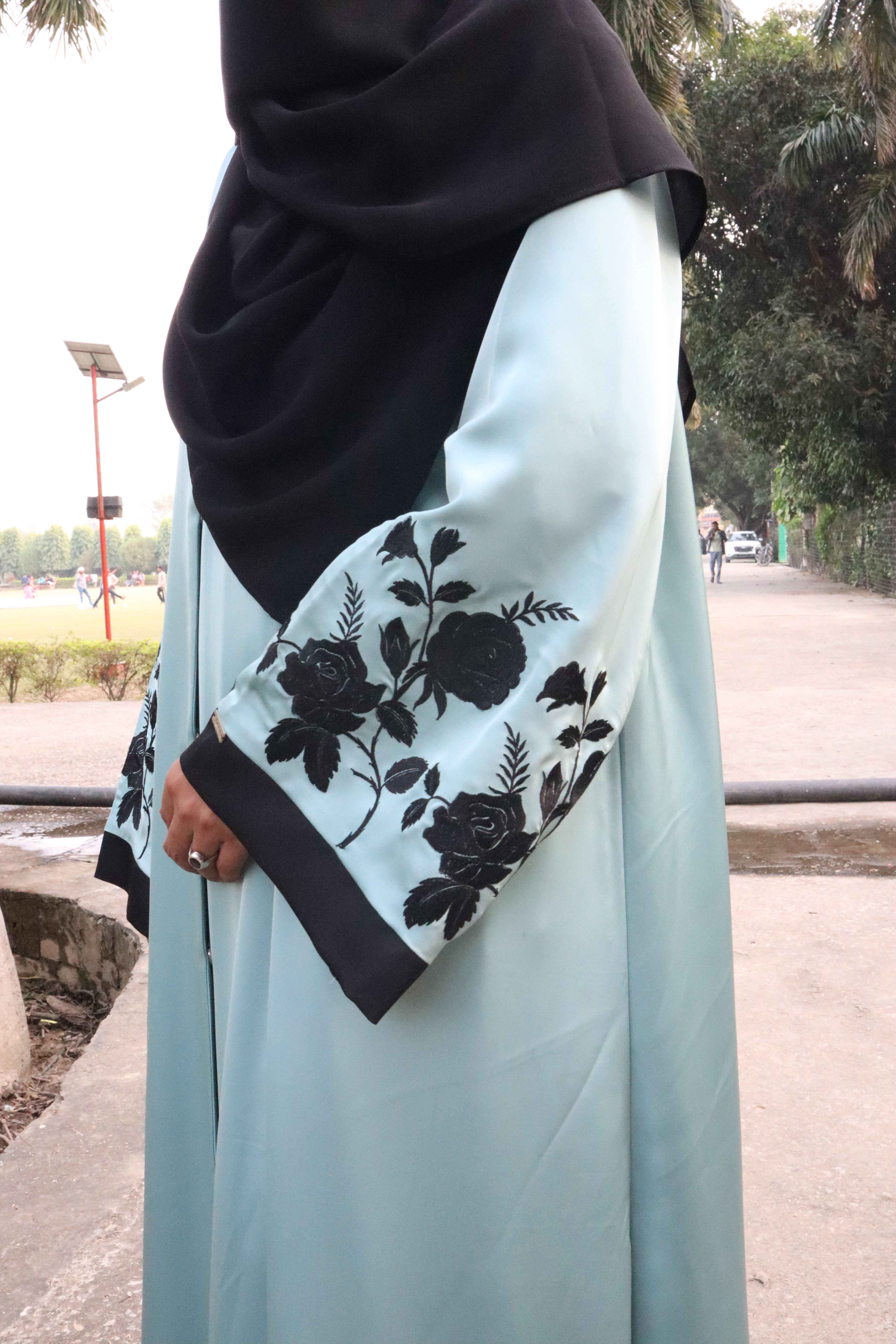 Mint Sage Husn-e-Gul Abaya