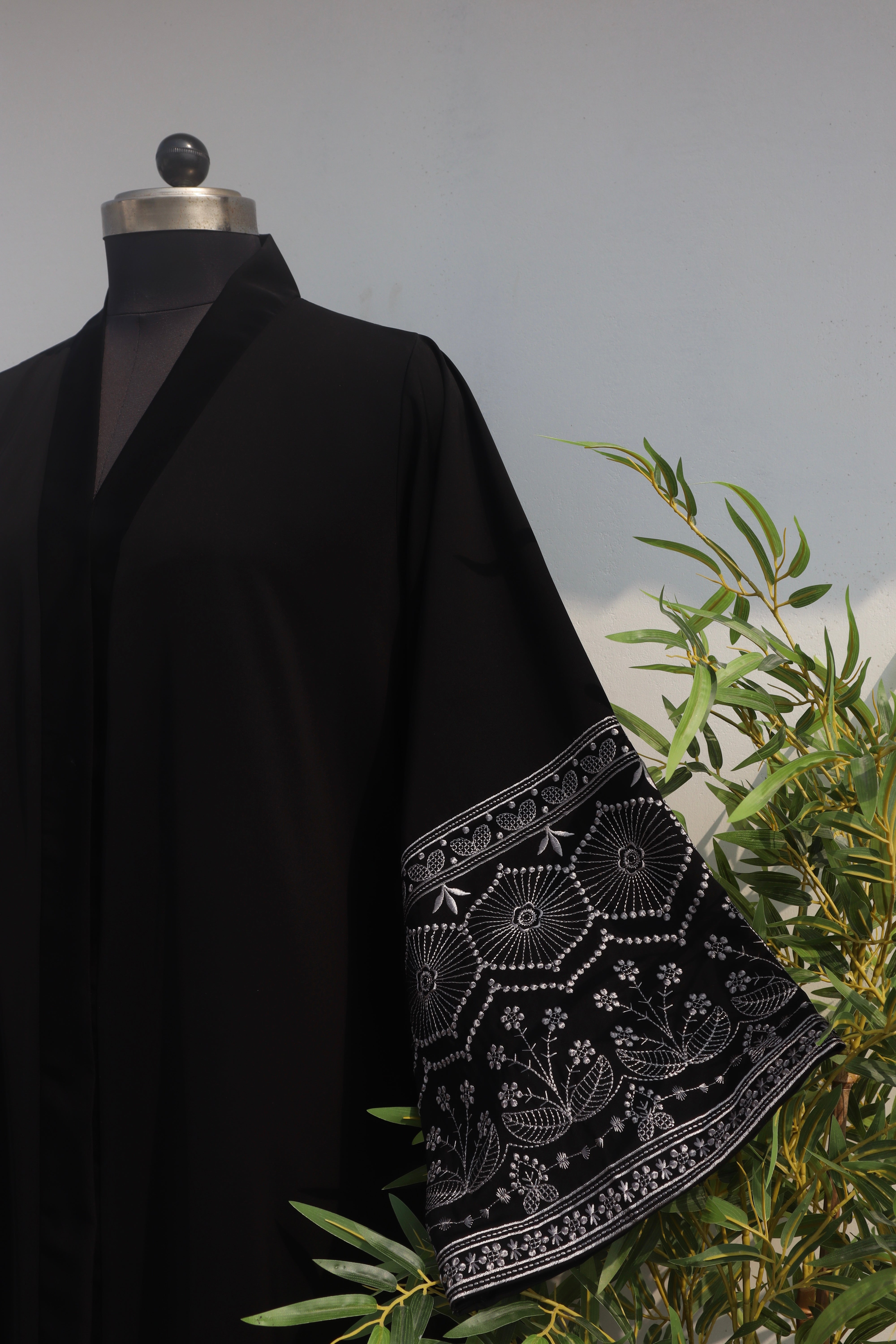 Ruwaida Abaya