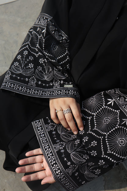 Ruwaida Abaya