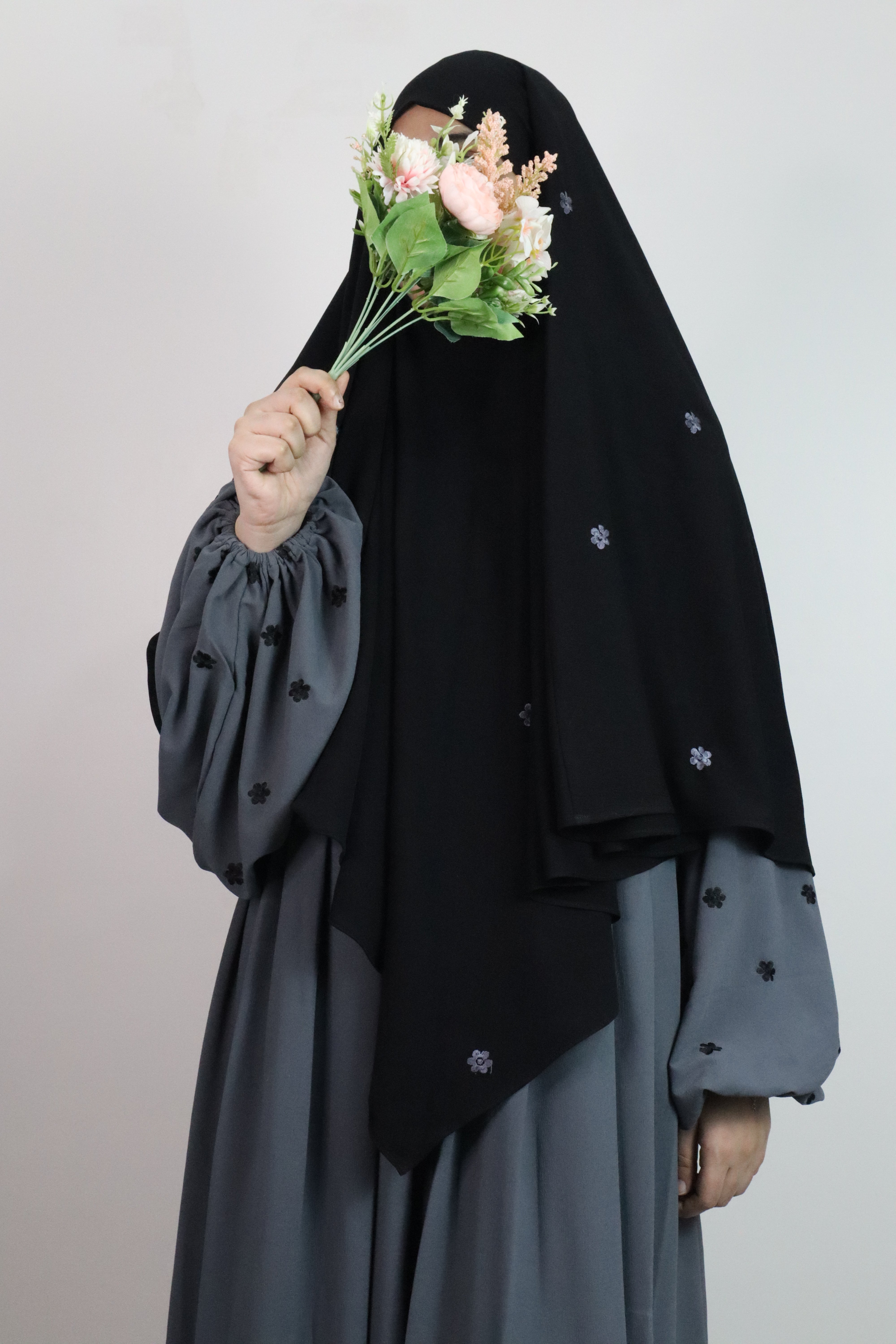 Embroidered Khimar