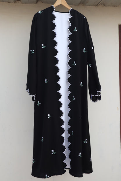 Mahnoor Shrug  Black Abaya