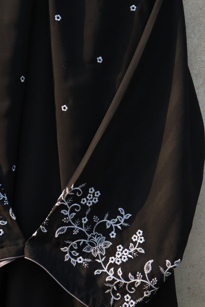 Nadia Black Embroidered Abaya