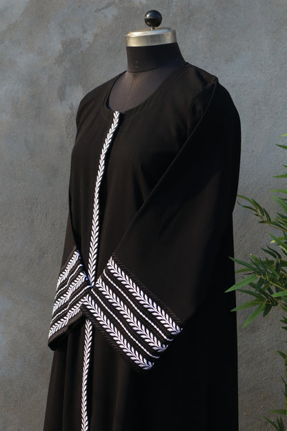 Zarqa Leaf Abaya