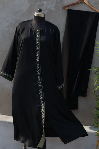 Nazakat Abaya