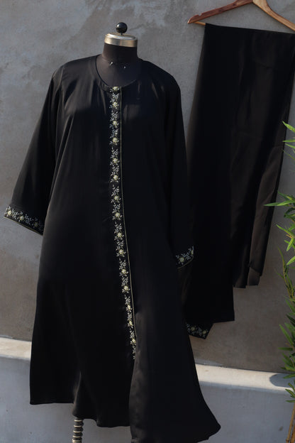 Nazakat Abaya