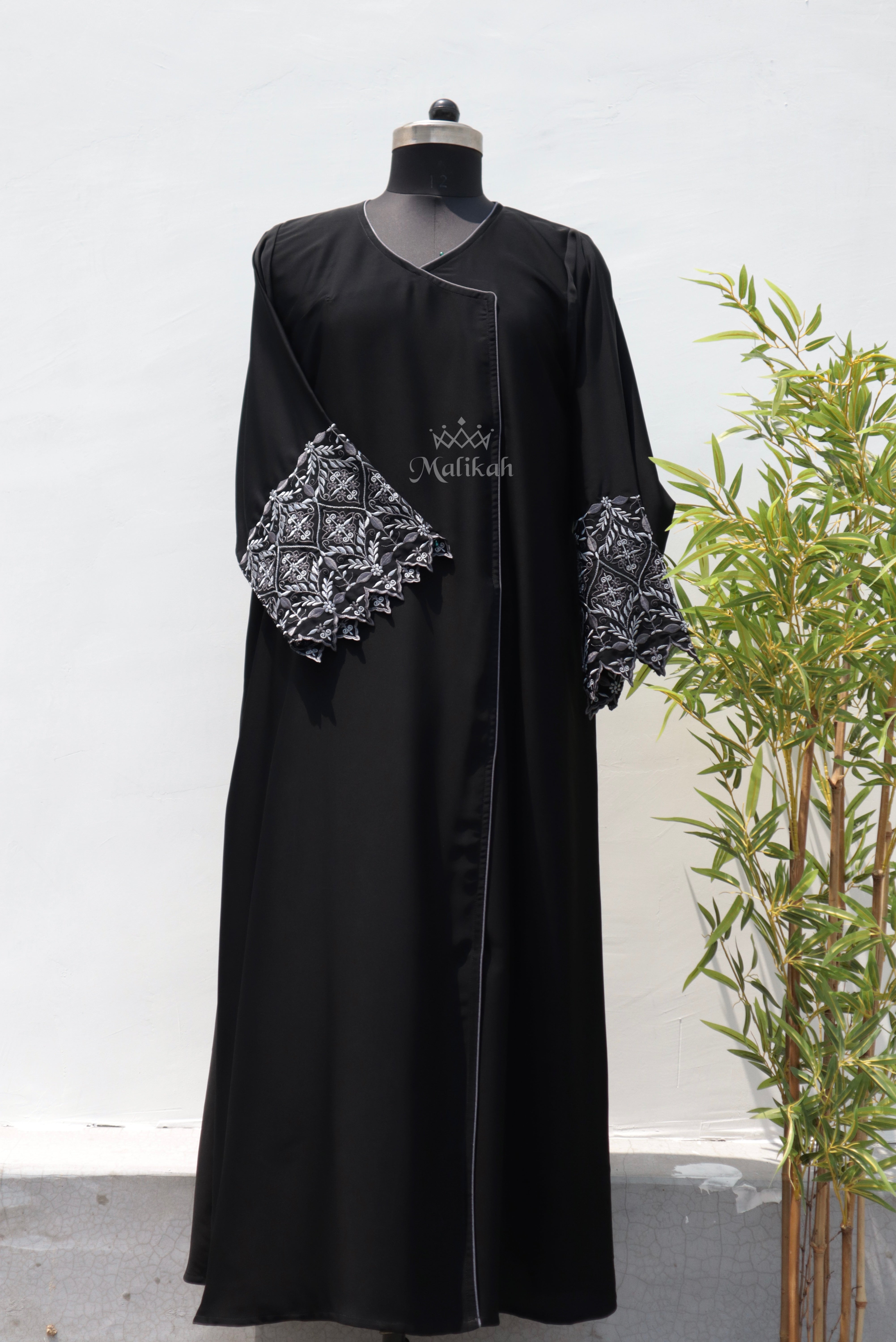 Zulfah Angrakha Abaya