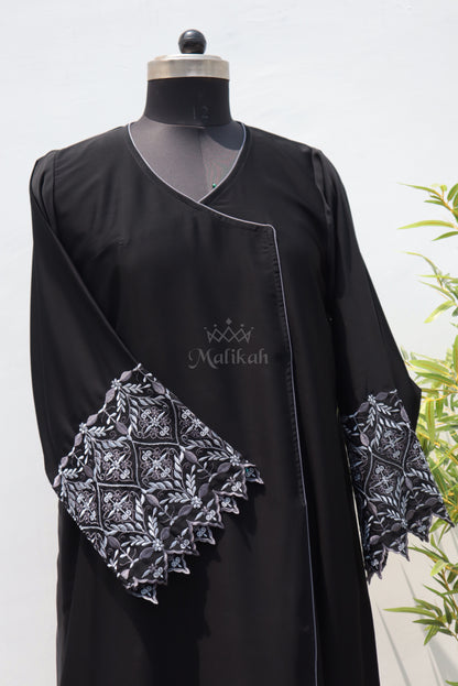 Zulfah Angrakha Abaya