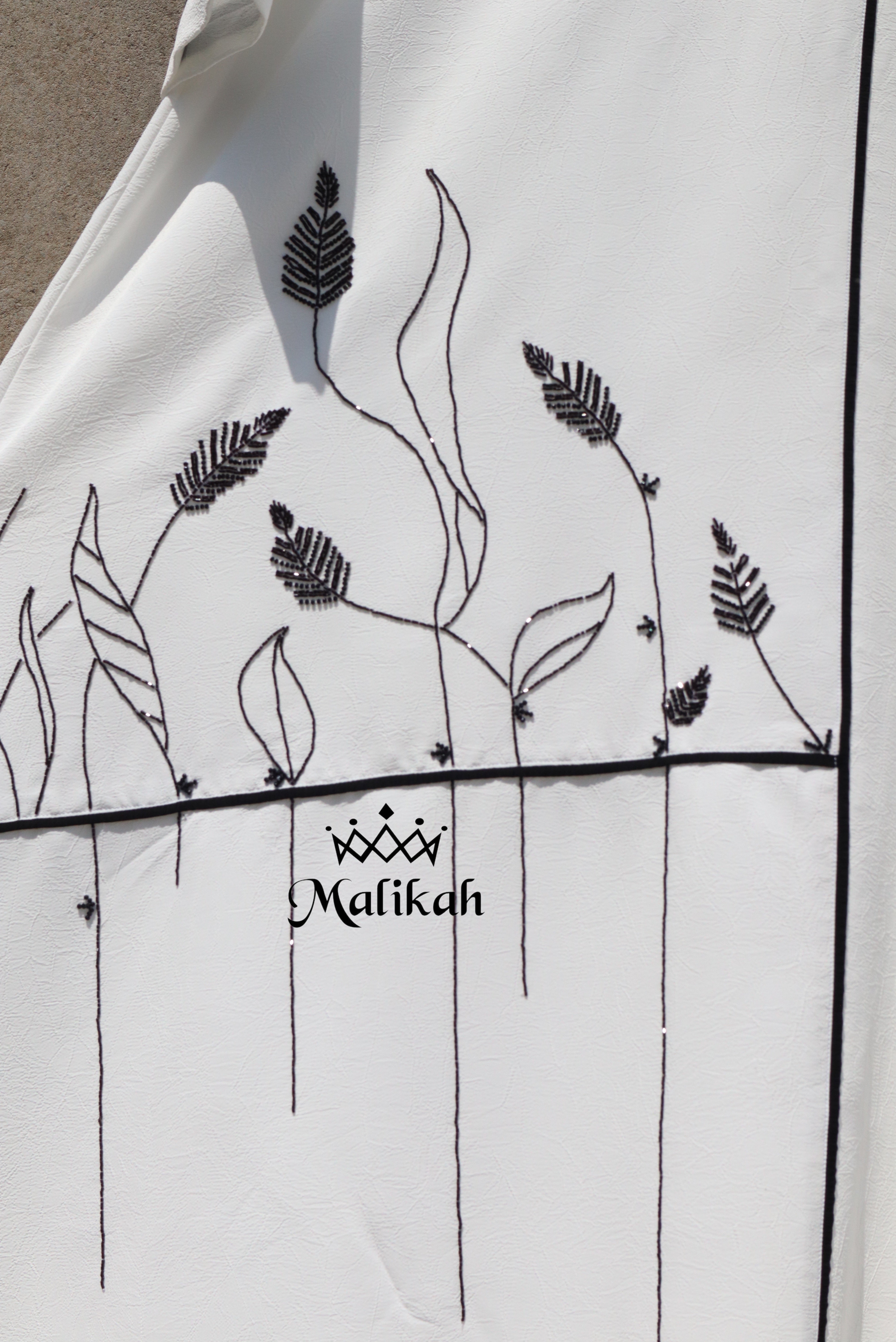 Shaffaf White Abaya